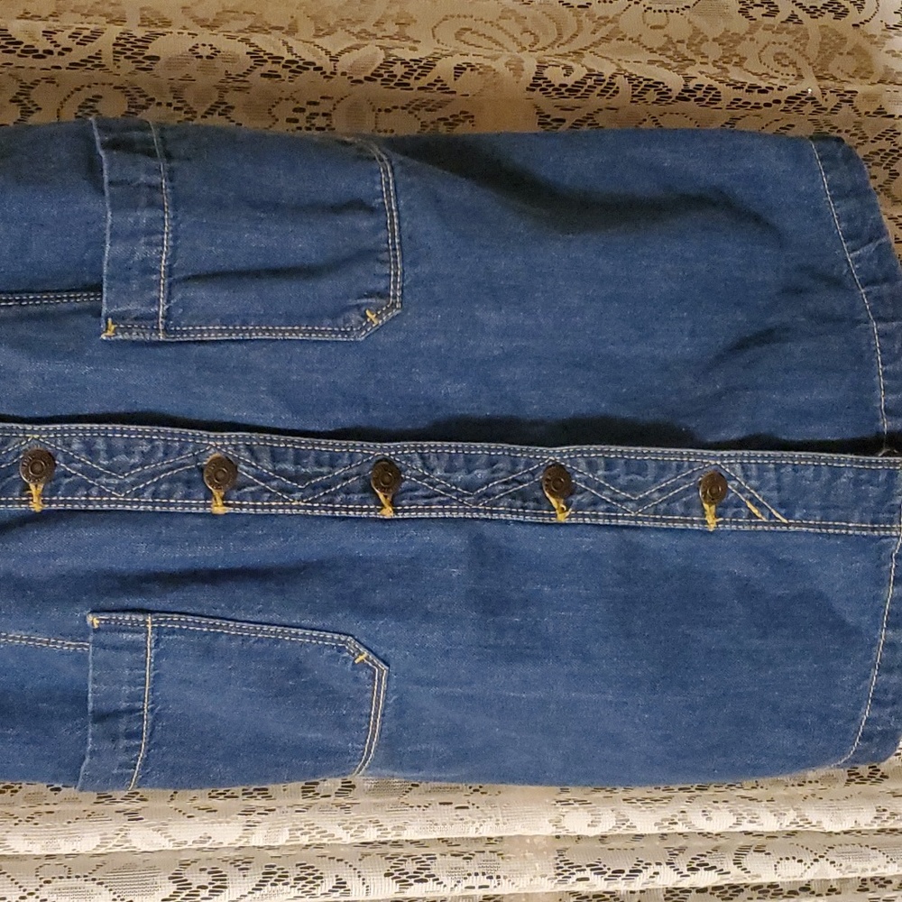 Old Navy Denim Sundress Size 0. Great switch from your winter jeans Great Look! - Picture 3 of 6